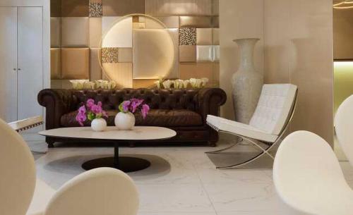 Le 7 Eiffel Hotel by Malone