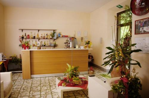 hotel-img