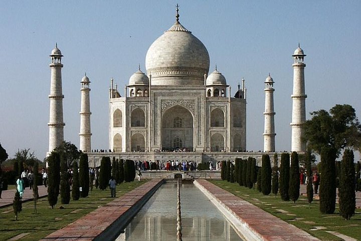 Taj Mahal and Agra Day Tour from Jaipur ending in Delhi by Train